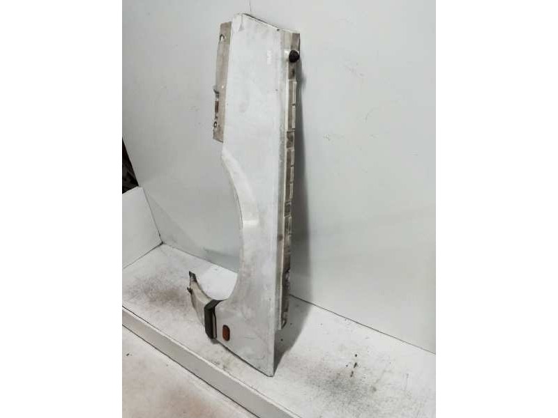 Recambio de aleta delantera izquierda para renault 25 (b29) ti referencia OEM IAM   