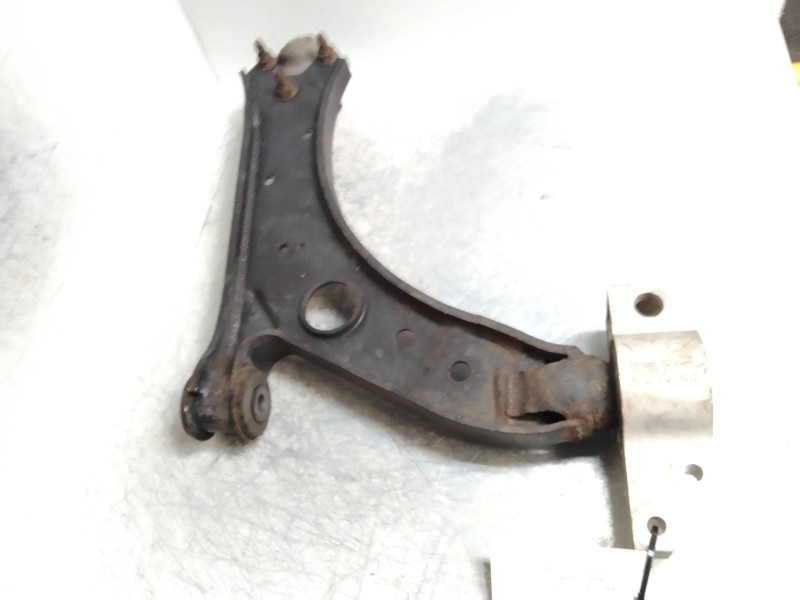 Recambio de brazo suspension inferior delantero izquierdo para volkswagen jetta (1k2) advance referencia OEM IAM   