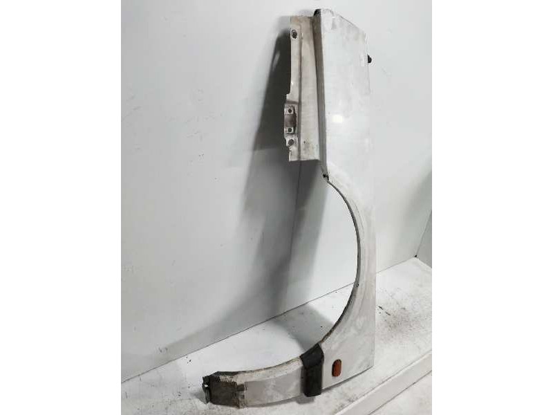 Recambio de aleta delantera izquierda para renault 25 (b29) ti referencia OEM IAM   