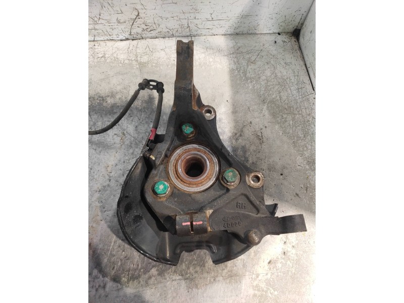 Recambio de mangueta delantera derecha para kia carnival 2.9 crdi cat referencia OEM IAM   