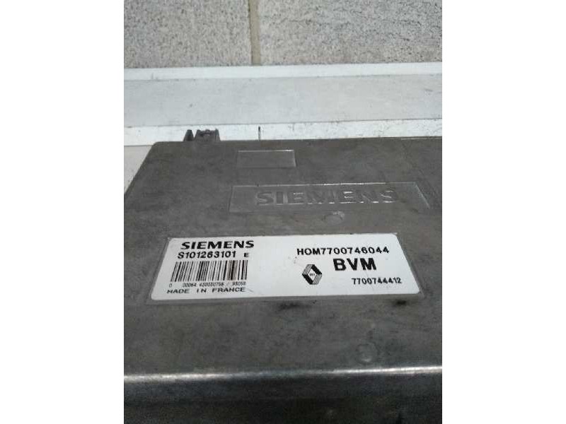 Recambio de centralita motor uce para renault 21 berlina (b/l48) referencia OEM IAM S101263101E HOM7700746044 7700744412