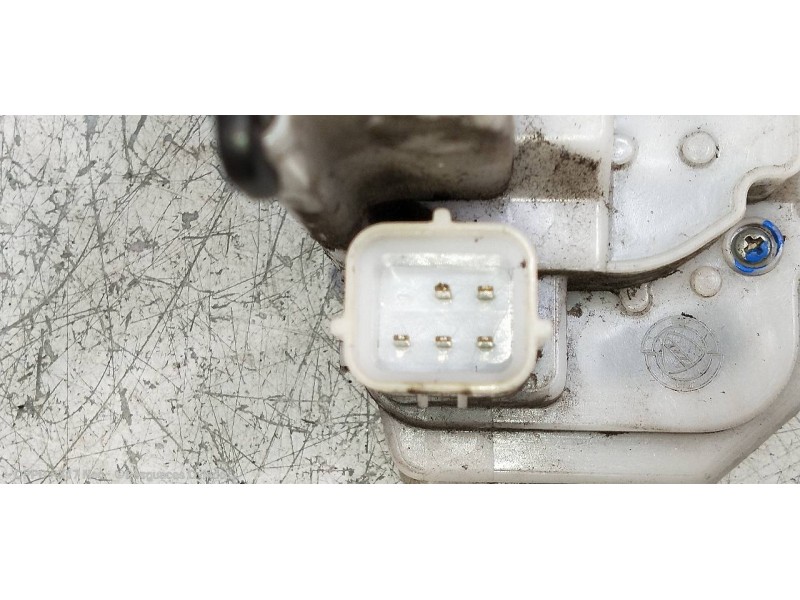 Recambio de motor cierre centralizado delantero derecho para fiat fiorino básico referencia OEM IAM 1357552080  