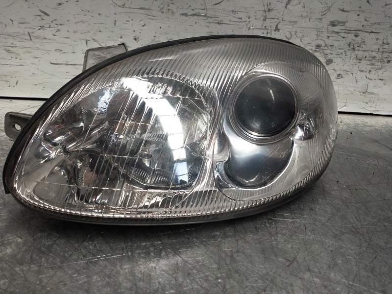 Recambio de faro izquierdo para daewoo leganza 2.0 cat referencia OEM IAM   