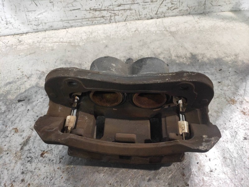 Recambio de pinza freno delantera izquierda para kia carnival 2.9 crdi cat referencia OEM IAM   