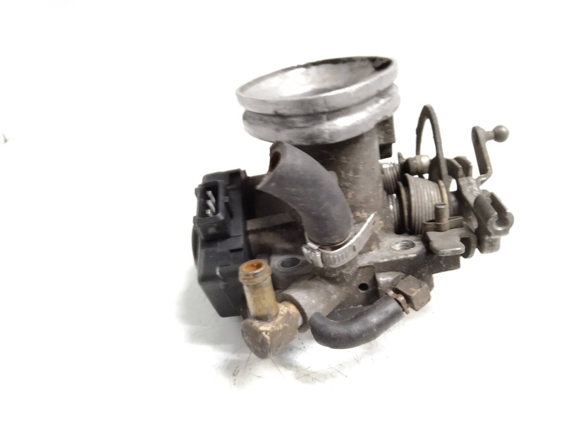 Recambio de caja mariposa para renault 19 (b/c/l53) 1.8 referencia OEM IAM 3236CFR2106  