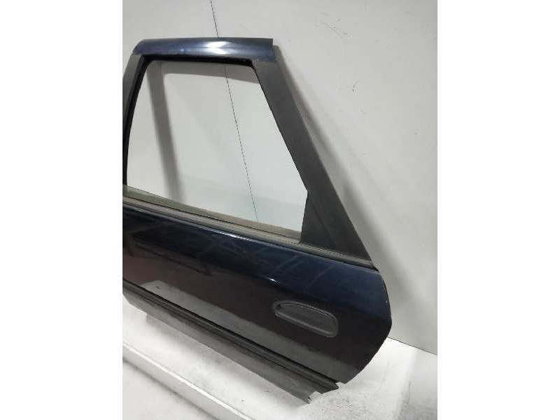 Recambio de puerta trasera izquierda para renault safrane (b54) 3.0 v6 referencia OEM IAM   