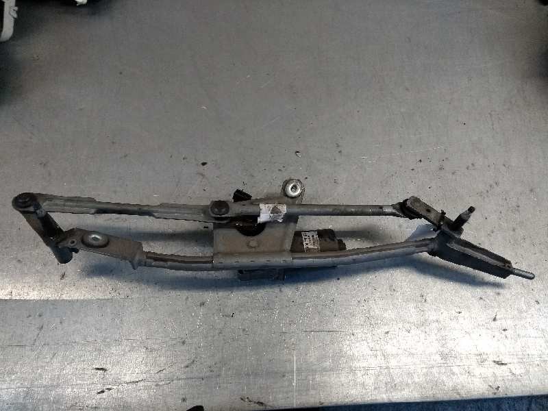 Recambio de motor limpia delantero para volvo xc70 2.4 diesel cat referencia OEM IAM 404775 09151848 
