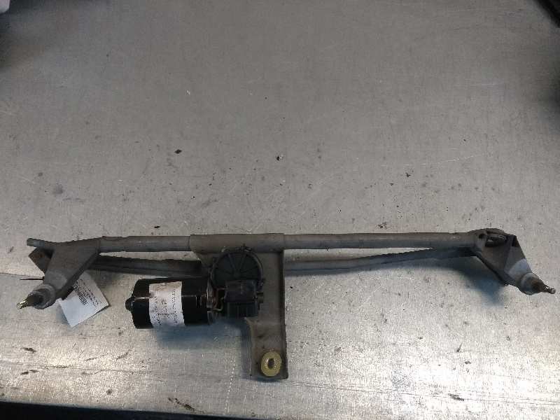 Recambio de motor limpia delantero para volvo v70 familiar 2.4 turbo cat referencia OEM IAM   