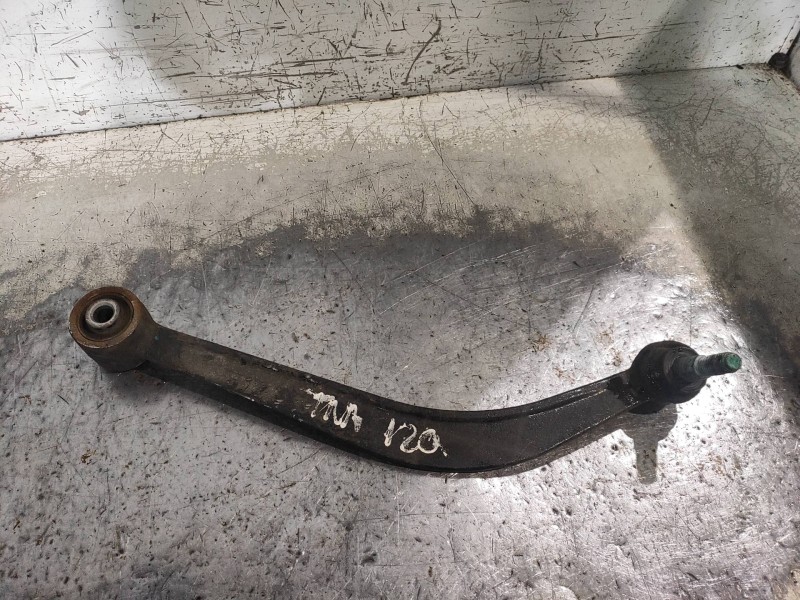 Recambio de brazo suspension superior trasero izquierdo para kia carnival 2.9 crdi cat referencia OEM IAM 552304D000  