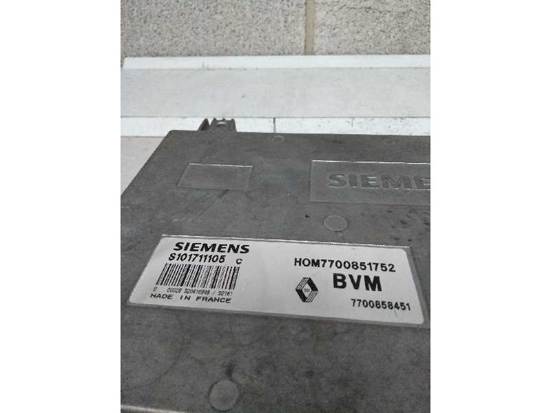 Recambio de centralita motor uce para renault 21 berlina (b/l48) referencia OEM IAM S101711105C HOM7700851752 7700858451