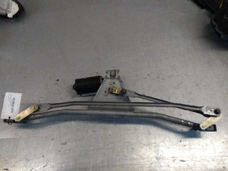 Recambio de motor limpia delantero para volvo serie 360 gls referencia OEM IAM 0390241313 3397020216 417247 Recambio de motor limpia delantero para volvo serie 360 gls referencia OEM IAM 0390241313 3397020216 417247