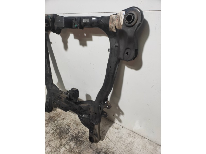 Recambio de puente delantero para kia carnival 2.9 crdi cat referencia OEM IAM   