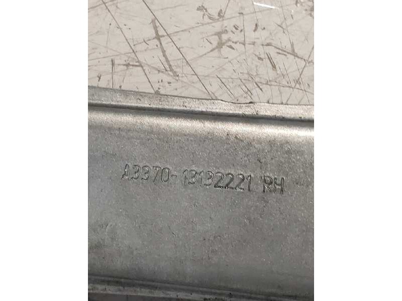 Recambio de elevalunas delantero derecho para opel zafira b cosmo referencia OEM IAM 13132221 13132435 A3370