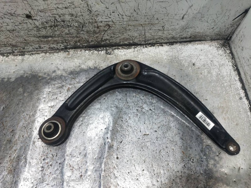Recambio de brazo suspension inferior delantero derecho para citroen c4 lim. live edition referencia OEM IAM   