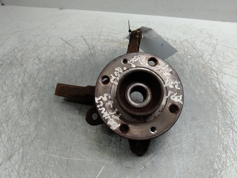 Recambio de mangueta delantera izquierda para renault 5 (b/c40) tl (b/c 401, b/c 40h) referencia OEM IAM   