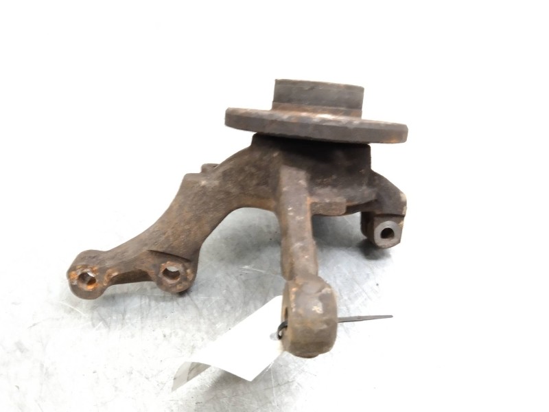 Recambio de mangueta delantera derecha para renault 11 1.4 tse referencia OEM IAM   