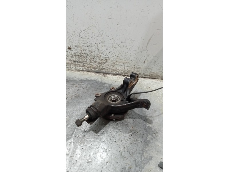 Recambio de mangueta delantera derecha para citroen c4 lim. live edition referencia OEM IAM   