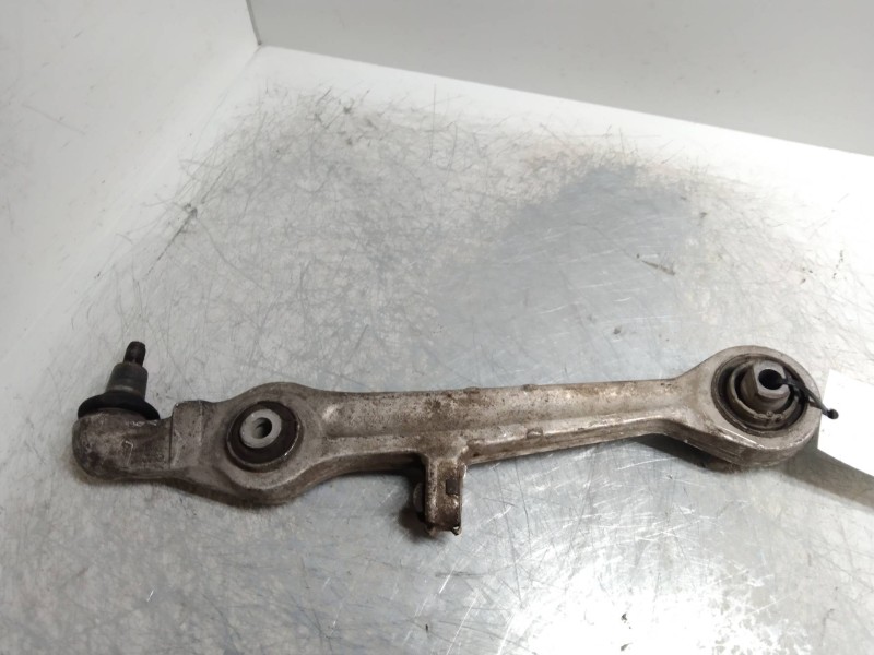 Recambio de brazo suspension inferior delantero izquierdo para volkswagen passat berlina (3b2) 1.9 tdi referencia OEM IAM   
