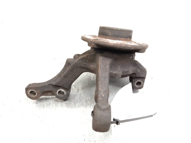 Recambio de mangueta delantera derecha para renault 11 1.4 gtl referencia OEM IAM   