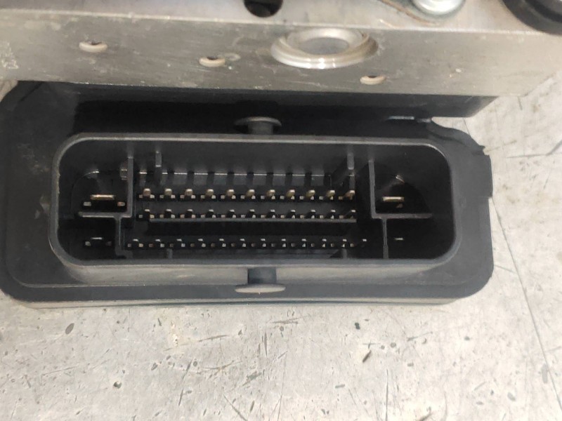 Recambio de abs para seat ibiza st (6j8) style referencia OEM IAM 6R0614517BL 6R0907379BH 0265956073