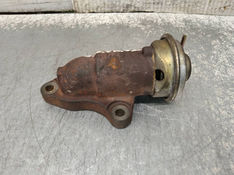 Recambio de valvula egr para toyota yaris (ncp1/nlp1/scp1) 1.4 d-4d linea luna referencia OEM IAM 2562033010  