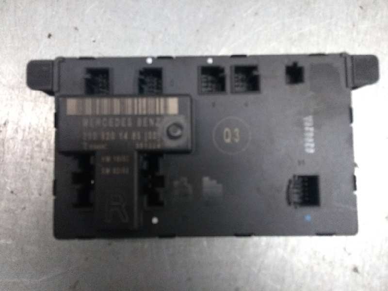 Recambio de centralita cierre para mercedes clase c (w203) berlina 270 cdi (203.016) referencia OEM IAM 2038201485 DEL DCHA 3513