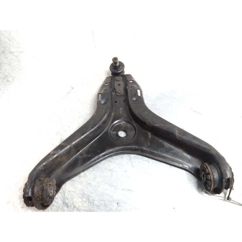 Recambio de brazo suspension superior delantero derecho para volkswagen passat (321/23/27/31) 1.8 referencia OEM IAM   