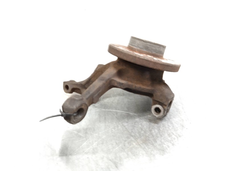 Recambio de mangueta delantera derecha para renault 9 1.2 referencia OEM IAM   