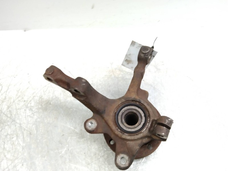 Recambio de mangueta delantera derecha para renault 9 1.2 referencia OEM IAM   