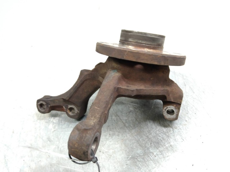 Recambio de mangueta delantera derecha para renault 11 1.6 gtd referencia OEM IAM   