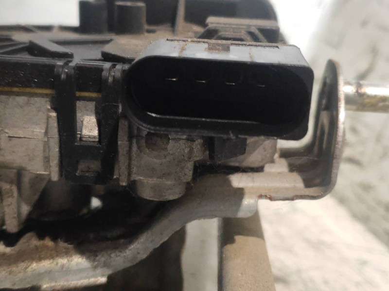 Recambio de motor limpia delantero para seat ibiza st (6j8) style referencia OEM IAM 0390241566 6R1955119 3397022393 6R1955023C 