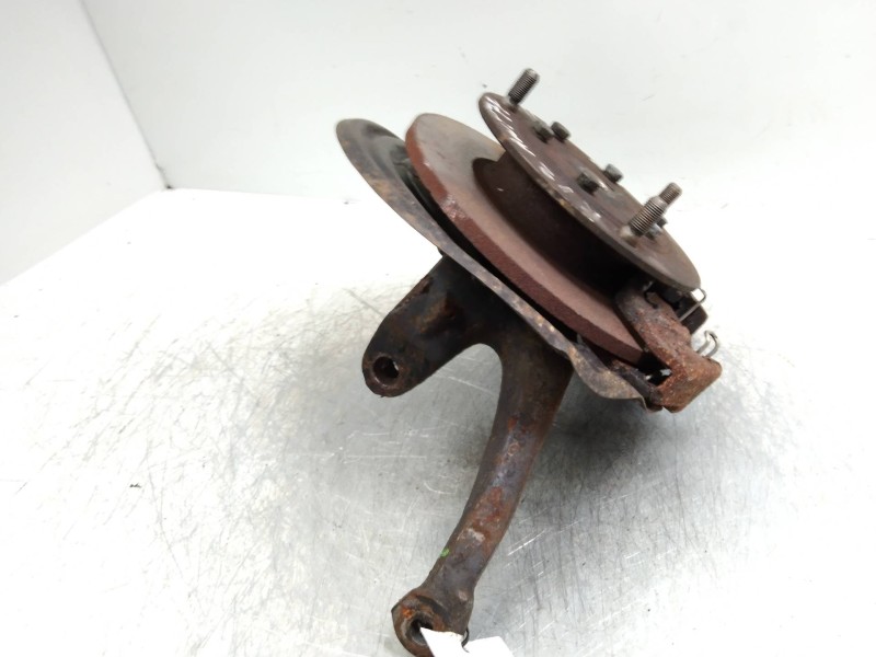 Recambio de mangueta delantera derecha para renault 12 referencia OEM IAM   