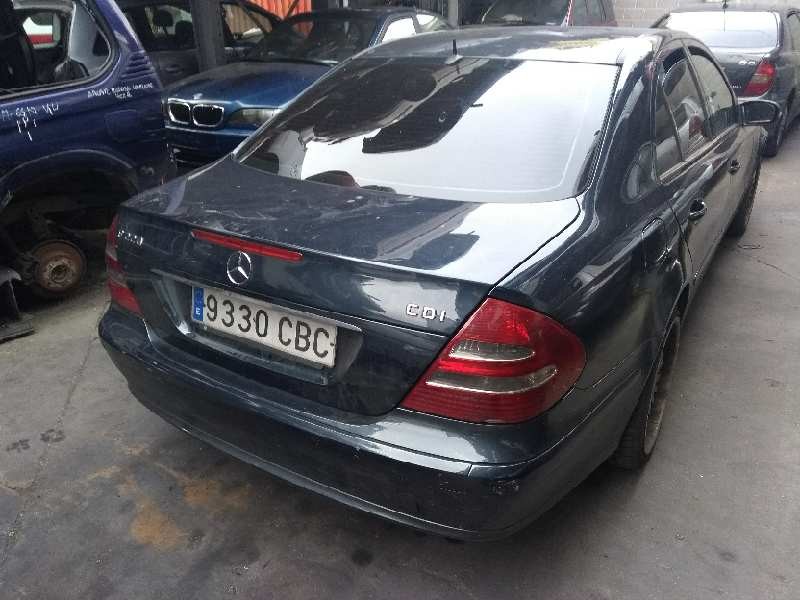 mercedes clase e (w211) berlina del año 2002