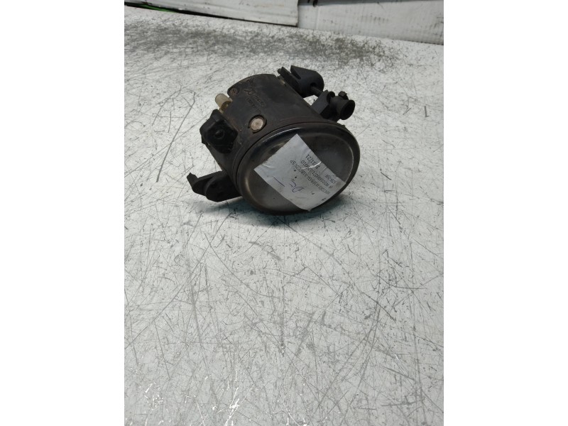 Recambio de faro antiniebla derecho para mercedes clase a (w169) a 180 cdi (169.007) referencia OEM IAM 0305076002 A2518200856 