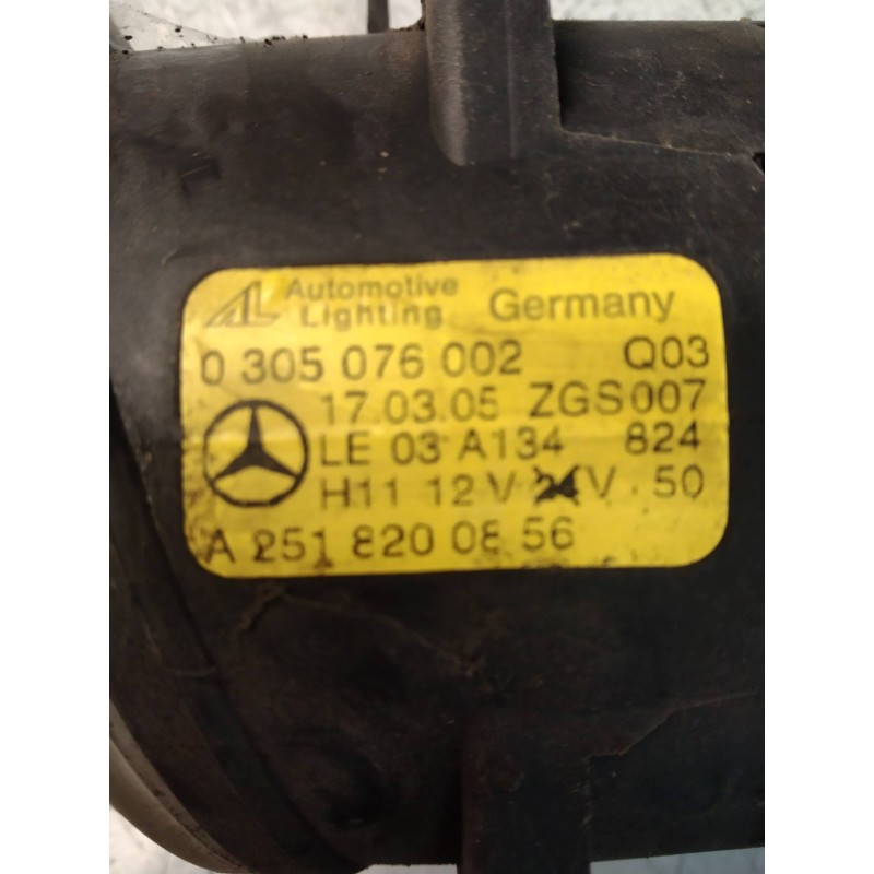 Recambio de faro antiniebla derecho para mercedes clase a (w169) a 180 cdi (169.007) referencia OEM IAM 0305076002 A2518200856 