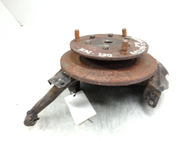 Recambio de mangueta delantera derecha para renault 12 referencia OEM IAM    Recambio de mangueta delantera derecha para renault 12 referencia OEM IAM