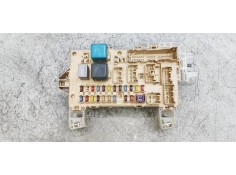 Recambio de caja reles / fusibles para toyota corolla verso (r1) 2,2 d-4d sport referencia OEM IAM 892210F010  