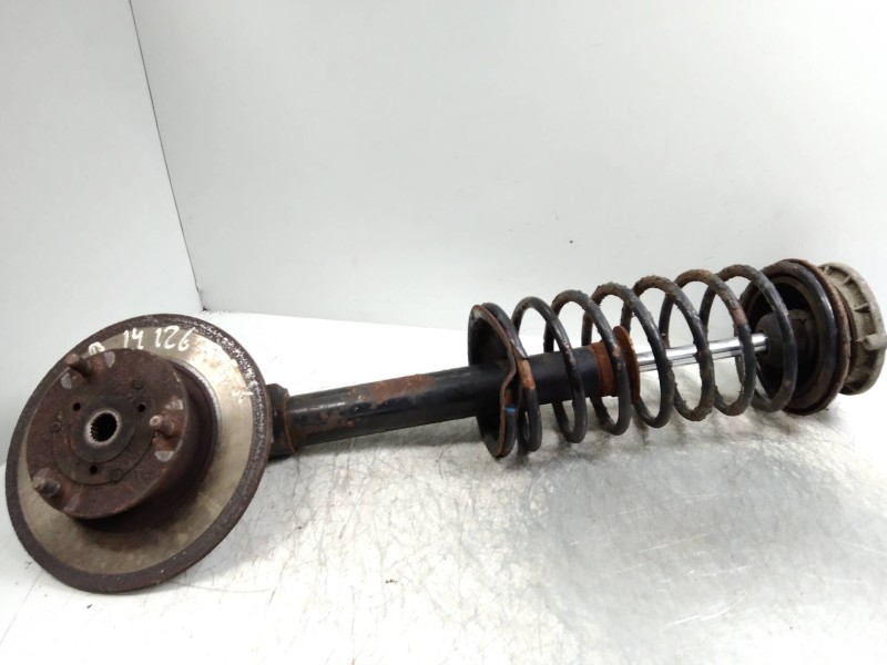 Recambio de mangueta delantera derecha para renault 14 gtl referencia OEM IAM   