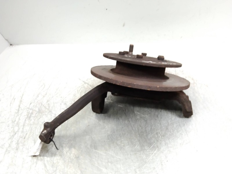 Recambio de mangueta delantera derecha para renault 18 1.7 referencia OEM IAM   