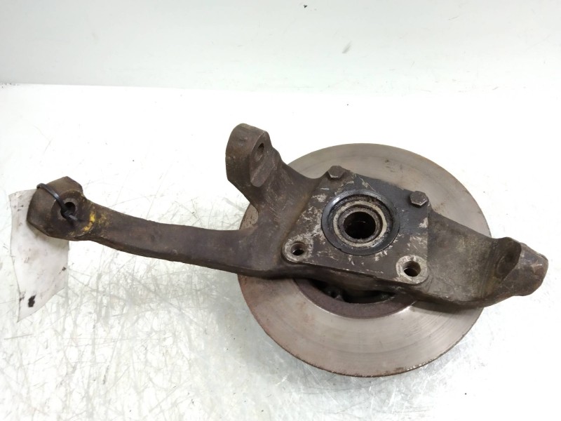 Recambio de mangueta delantera izquierda para renault 18 1.7 referencia OEM IAM    Recambio de mangueta delantera izquierda para renault 18 1.7 referencia OEM IAM