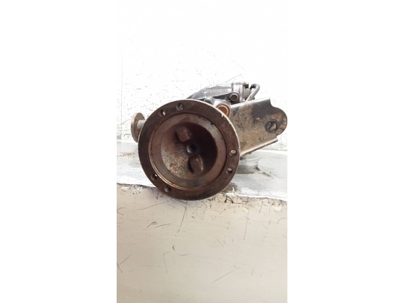 Recambio de diferencial delantero para nissan terrano/terrano.ii (r20) comfort referencia OEM IAM 38351G2300  