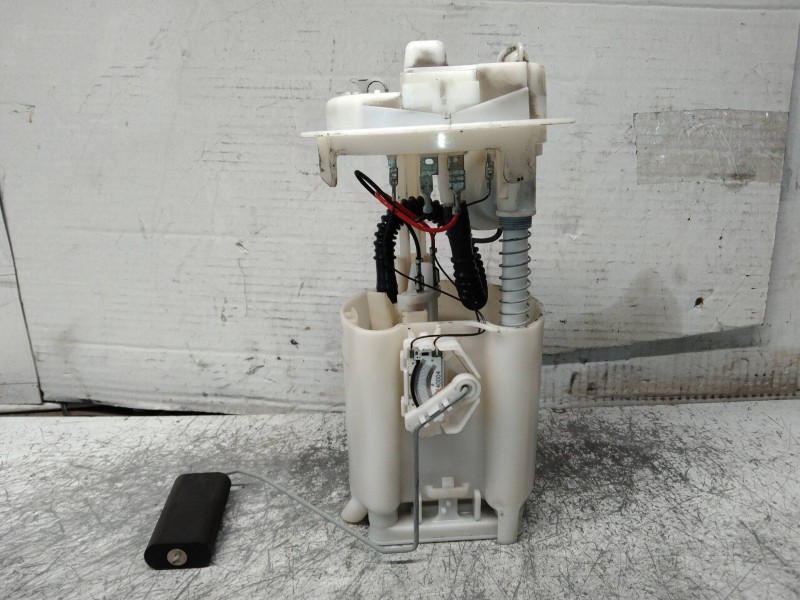 Recambio de bomba combustible para citroen xsara picasso 1.8 16v exclusive referencia OEM IAM 9633294680 09730689900 