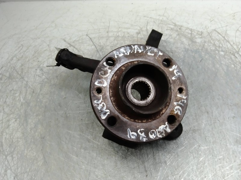 Recambio de mangueta delantera derecha para renault 19 (b/c/l53) 1.4 gts referencia OEM IAM   