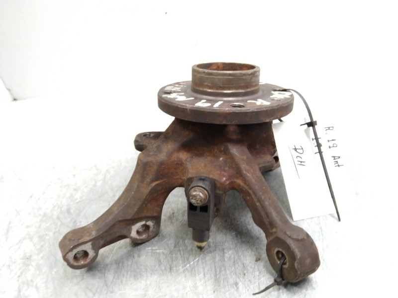 Recambio de mangueta delantera derecha para renault 19 hatchback (b/c53) tde referencia OEM IAM   