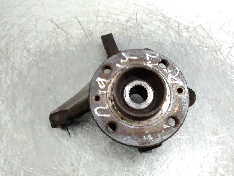 Recambio de mangueta delantera derecha para renault 19 (b/c/l53) 1.4 gts referencia OEM IAM   