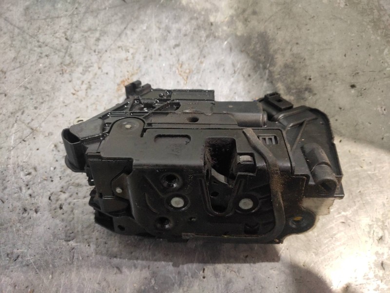 Recambio de motor cierre centralizado delantero derecho para seat ibiza st (6j8) style referencia OEM IAM 5N1837016F 16B5N183701