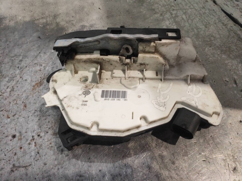 Recambio de motor cierre centralizado delantero derecho para seat ibiza st (6j8) style referencia OEM IAM 5N1837016F 16B5N183701