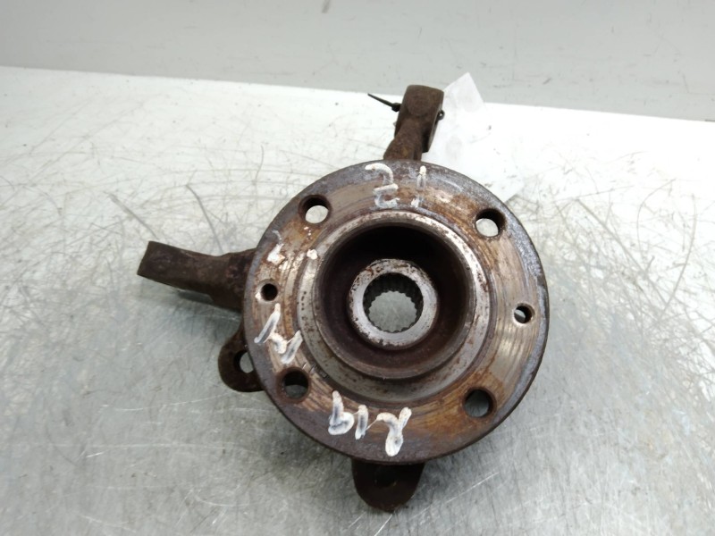 Recambio de mangueta delantera izquierda para renault 19 (b/c/l53) 1.4 gts referencia OEM IAM   