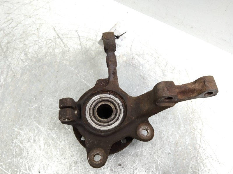 Recambio de mangueta delantera izquierda para renault 19 (b/c/l53) 1.4 gts referencia OEM IAM   