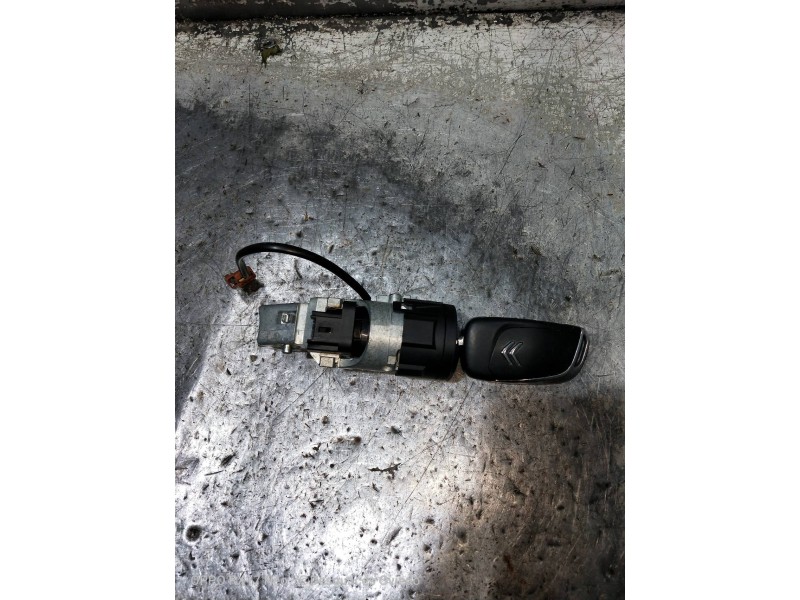 Recambio de conmutador de arranque para citroen c4 lim. live edition referencia OEM IAM N0503823  